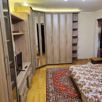 Сдается 1-комнатная квартира, 35 м²