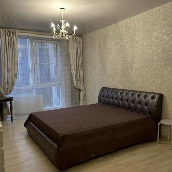 Сдается 2-х комнатная квартира, 80 м²
