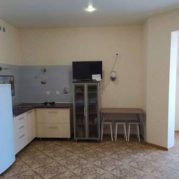 Продается 1-комнатная квартира, 38 м²