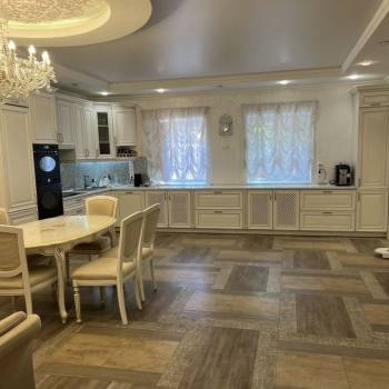 Сдается Дом, 180 м²