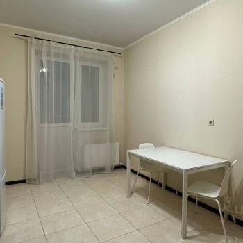 Сдается 1-комнатная квартира, 44,2 м²