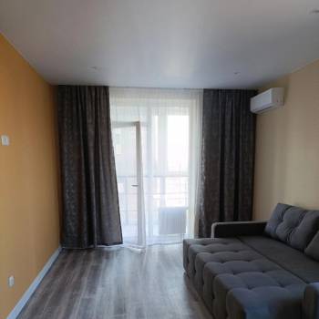 Сдается 2-х комнатная квартира, 75 м²