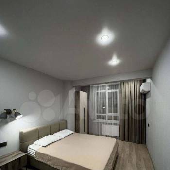 Сдается 1-комнатная квартира, 50,7 м²