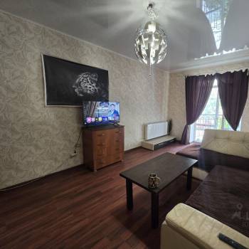 Сдается 1-комнатная квартира, 46 м²