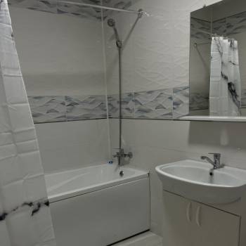Сдается 1-комнатная квартира, 50,5 м²