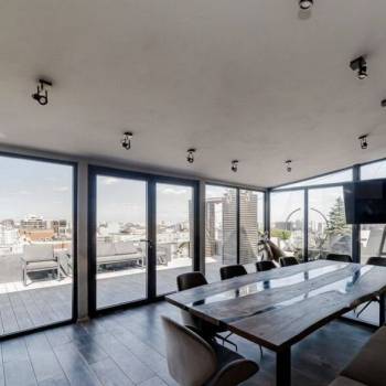 Продается Многокомнатная квартира, 283 м²