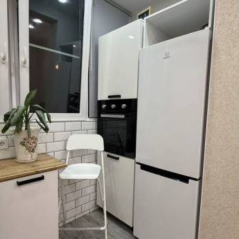Сдается 1-комнатная квартира, 38 м²