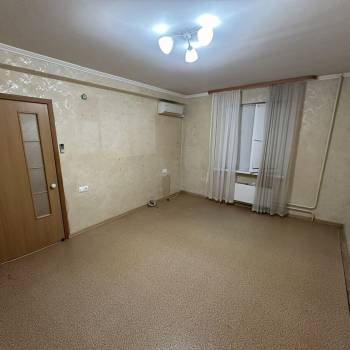 Продается 1-комнатная квартира, 32 м²