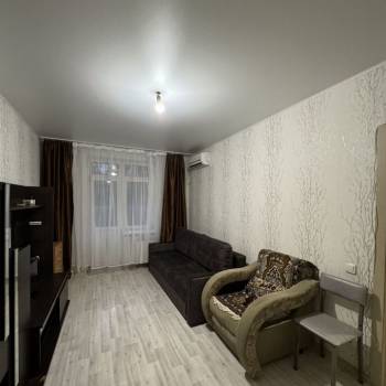 Продается 1-комнатная квартира, 32 м²