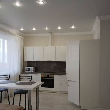 Сдается 1-комнатная квартира, 41,9 м²