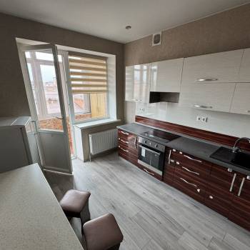 Продается 1-комнатная квартира, 32 м²