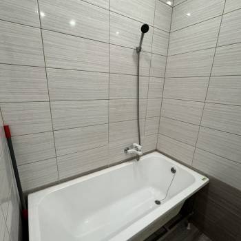 Продается 1-комнатная квартира, 32 м²