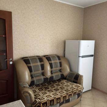 Сдается 1-комнатная квартира, 38 м²