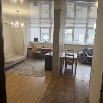 Сдается 1-комнатная квартира, 43 м²