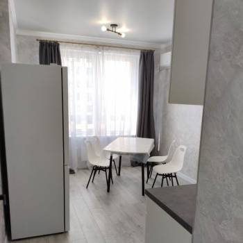 Сдается 1-комнатная квартира, 39,3 м²