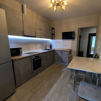 Продается 1-комнатная квартира, 39 м²