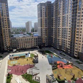 Сдается 1-комнатная квартира, 46 м²