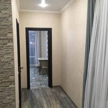 Продается 1-комнатная квартира, 50 м²