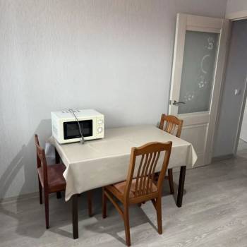 Сдается 1-комнатная квартира, 37 м²