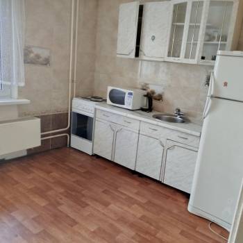 Сдается 1-комнатная квартира, 49 м²