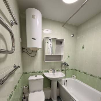 Сдается 1-комнатная квартира, 40 м²
