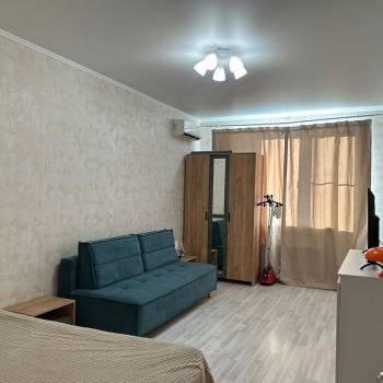 Продается 1-комнатная квартира, 43 м²