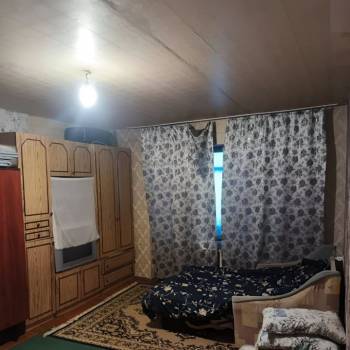 Продается 1-комнатная квартира, 42 м²