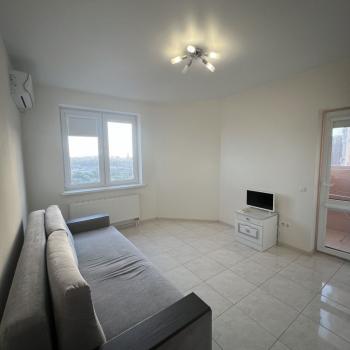 Продается 1-комнатная квартира, 33 м²