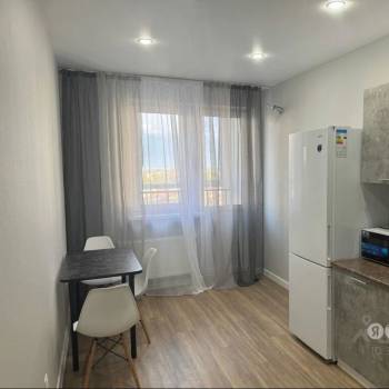 Сдается 1-комнатная квартира, 41 м²