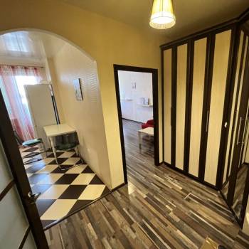 Сдается 1-комнатная квартира, 46 м²