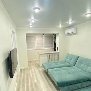 Продается Многокомнатная квартира, 67 м²