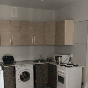 Сдается 1-комнатная квартира, 38 м²