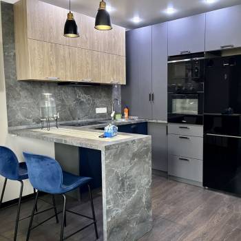 Сдается 1-комнатная квартира, 42 м²