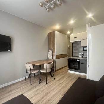 Продается 1-комнатная квартира, 18,7 м²