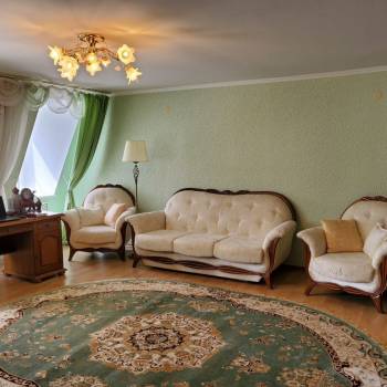 Продается Многокомнатная квартира, 126,9 м²