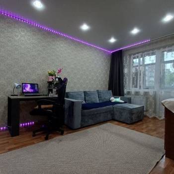 Продается 1-комнатная квартира, 40 м²
