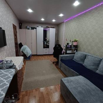 Продается 1-комнатная квартира, 40 м²