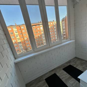 Продается 1-комнатная квартира, 40 м²
