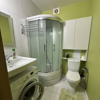 Продается 1-комнатная квартира, 40 м²