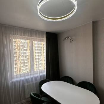 Сдается 2-х комнатная квартира, 62 м²