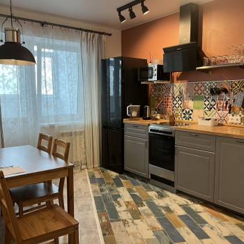 Продается 1-комнатная квартира, 45,3 м²