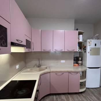 Сдается 2-х комнатная квартира, 65 м²