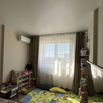 Сдается 2-х комнатная квартира, 65 м²