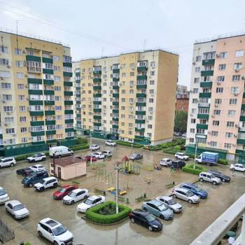 Продается 1-комнатная квартира, 42 м²