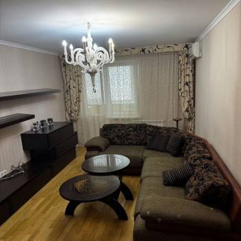 Сдается Многокомнатная квартира, 100 м²