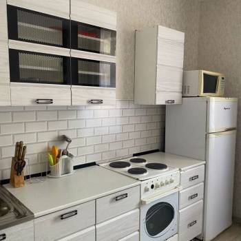 Продается 1-комнатная квартира, 38 м²