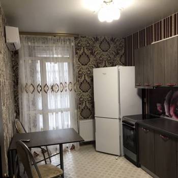 Сдается 1-комнатная квартира, 40,2 м²
