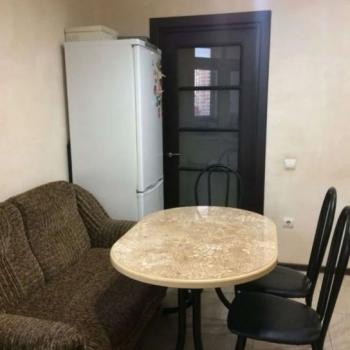 Сдается 1-комнатная квартира, 37,4 м²