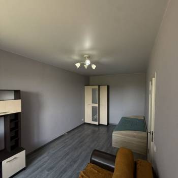 Продается 1-комнатная квартира, 33 м²