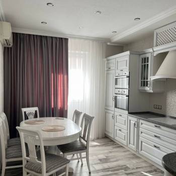 Продается 2-х комнатная квартира, 63 м²